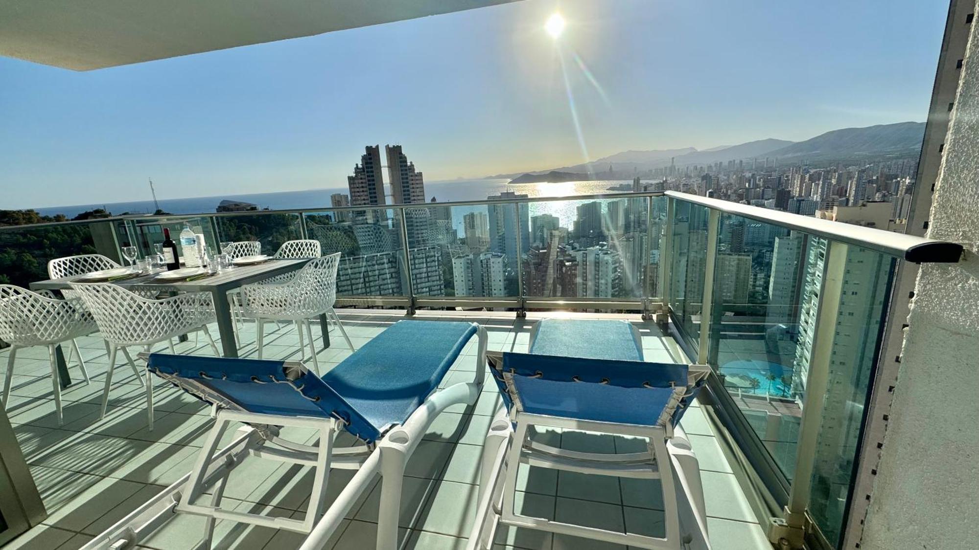 Highrise Apartment With Stunning Views From Private Balcony 85 Benidorm Dış mekan fotoğraf