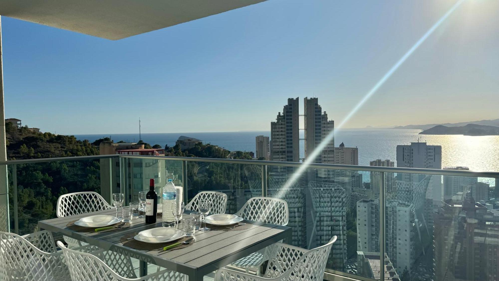 Highrise Apartment With Stunning Views From Private Balcony 85 Benidorm Dış mekan fotoğraf